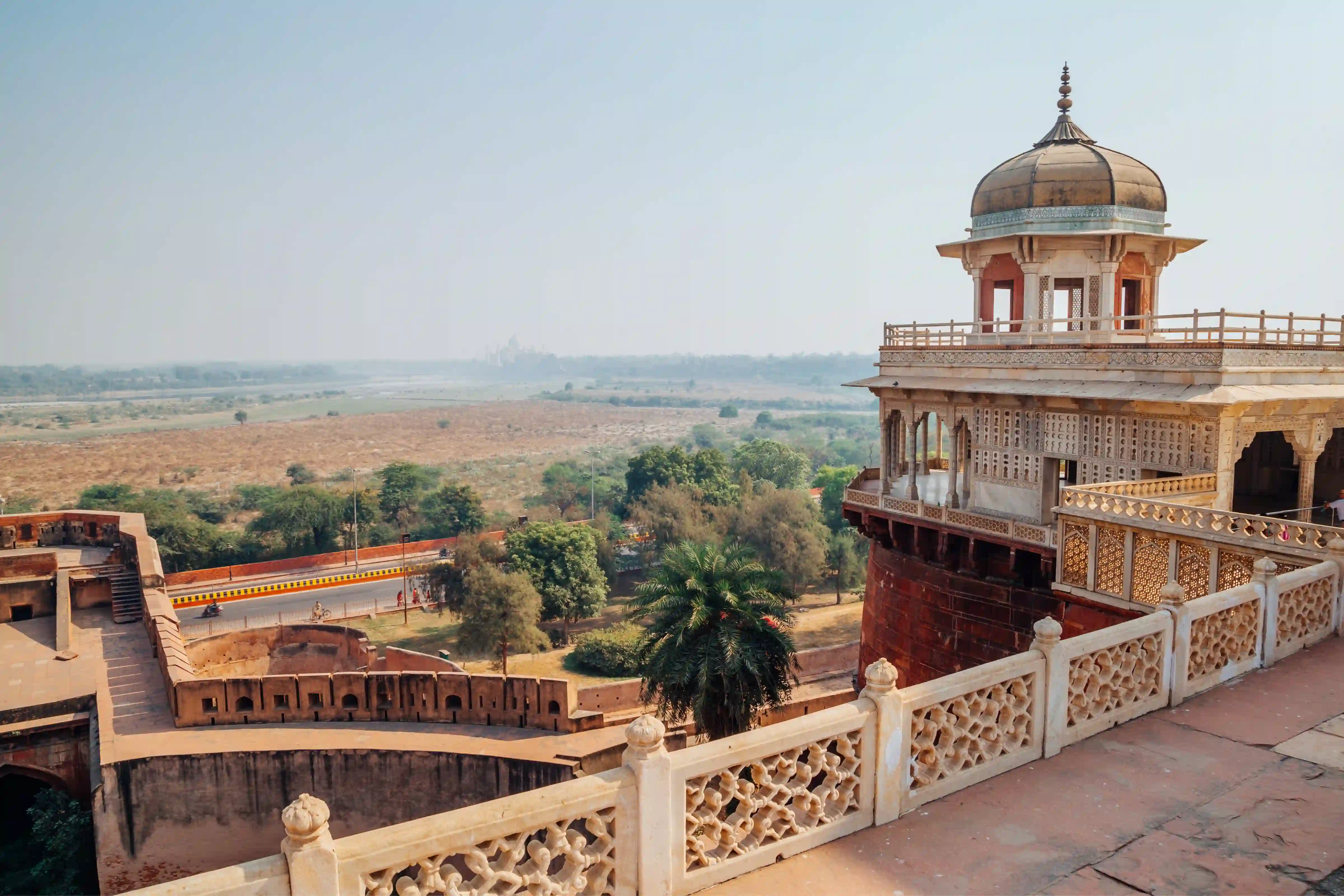 2 Days Agra Sightseeing Tour